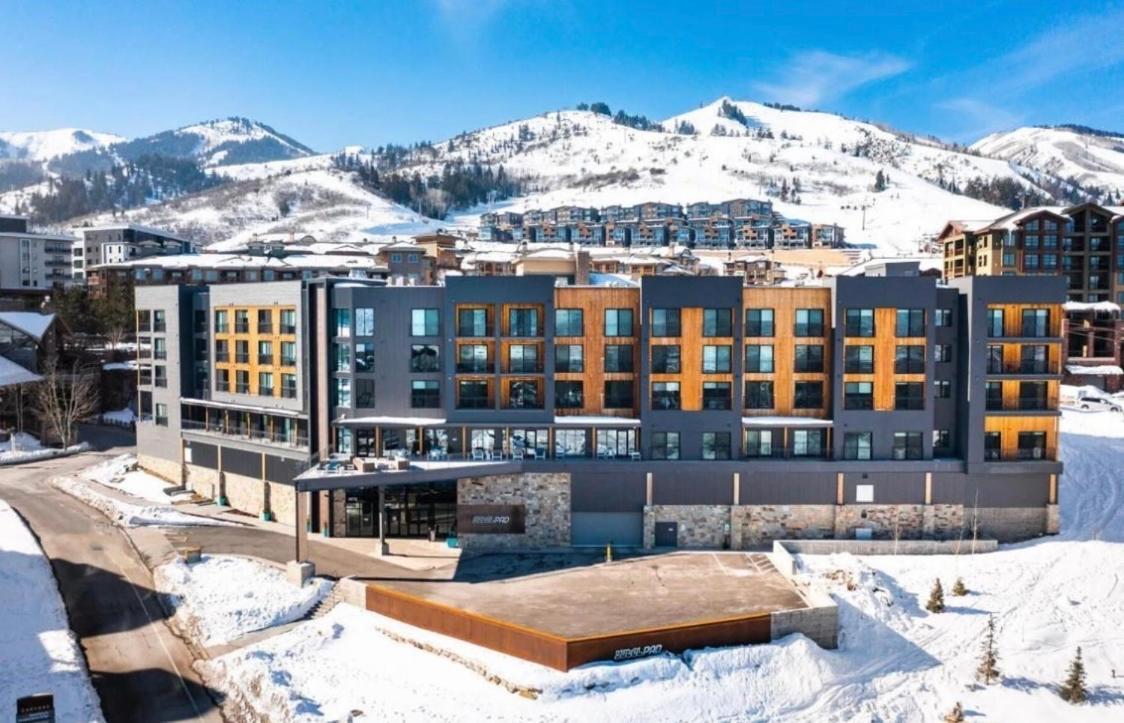 Slope Side Studio In The Heart Of Canyons Village With Heated Pool & Hot Tub! Парк Сити Екстериор снимка