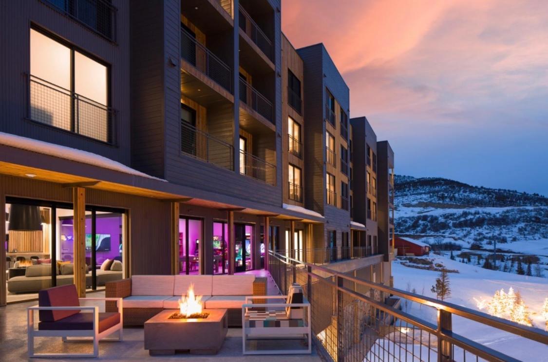 Slope Side Studio In The Heart Of Canyons Village With Heated Pool & Hot Tub! Парк Сити Екстериор снимка